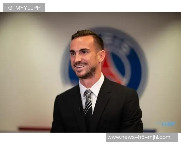 维蒂尼亚高度评价维拉蒂称其为全能中场的魔术师展现非凡才华